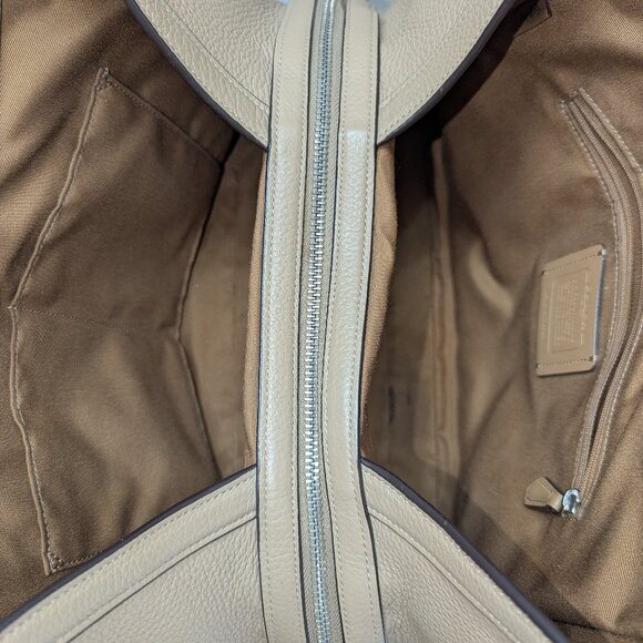 Coach Kristy shoulder bag. EUC! - Picture 4 of 10